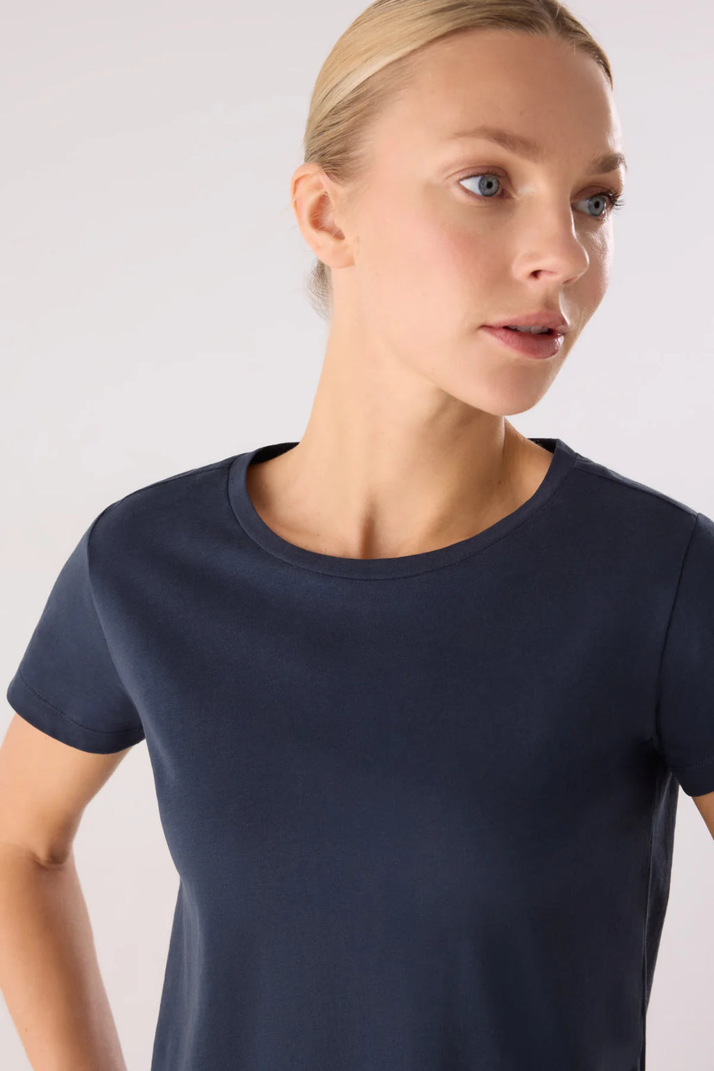 CAMISETA ALGODÓN BÁSICA ESTILO DEPORTIVO